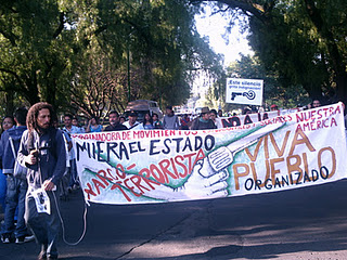 El cro Carlos Cuevas en una movilizacion estudiantil