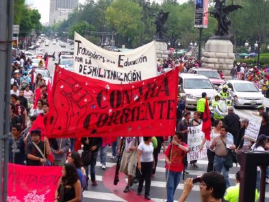 Kaminata contra la militarización (Mexico DF 17/7/2011)