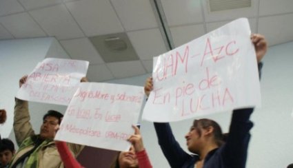 Protesta de rechazo al nuevo reglamento de la UAM que impone medidas contra la organización estudiantil