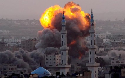 Bombardeo en Gaza por aviones israelíes